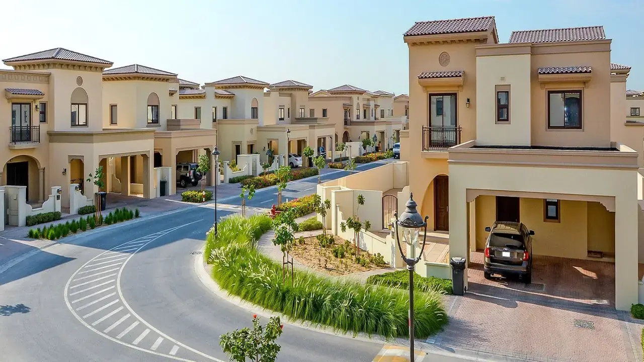 Arabian Ranches Dubai Area Guide | Villas, Lifestyle & Living
